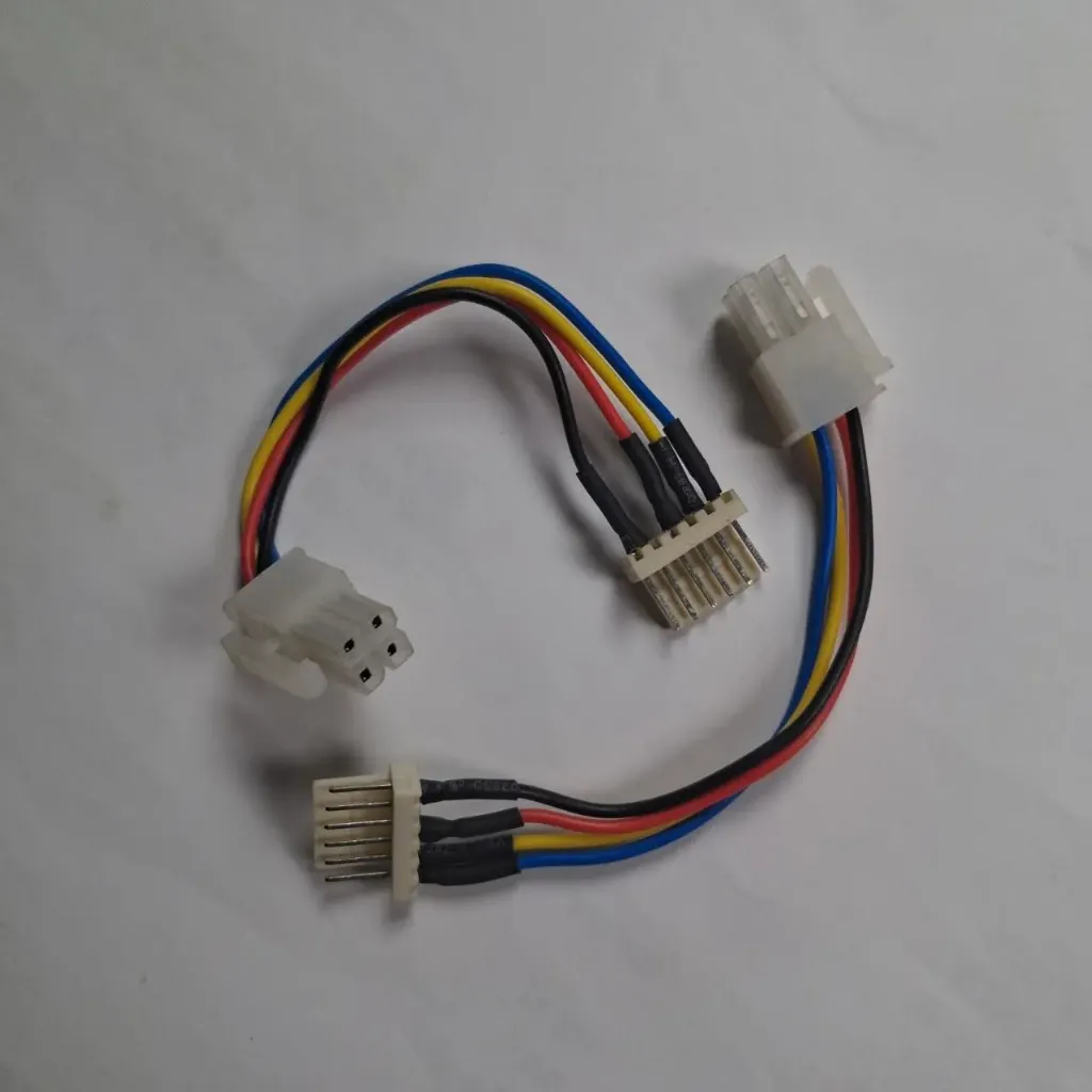 کابل تبدیل فن واتس ماینر 6پین به 4پین ATX (آکبند)